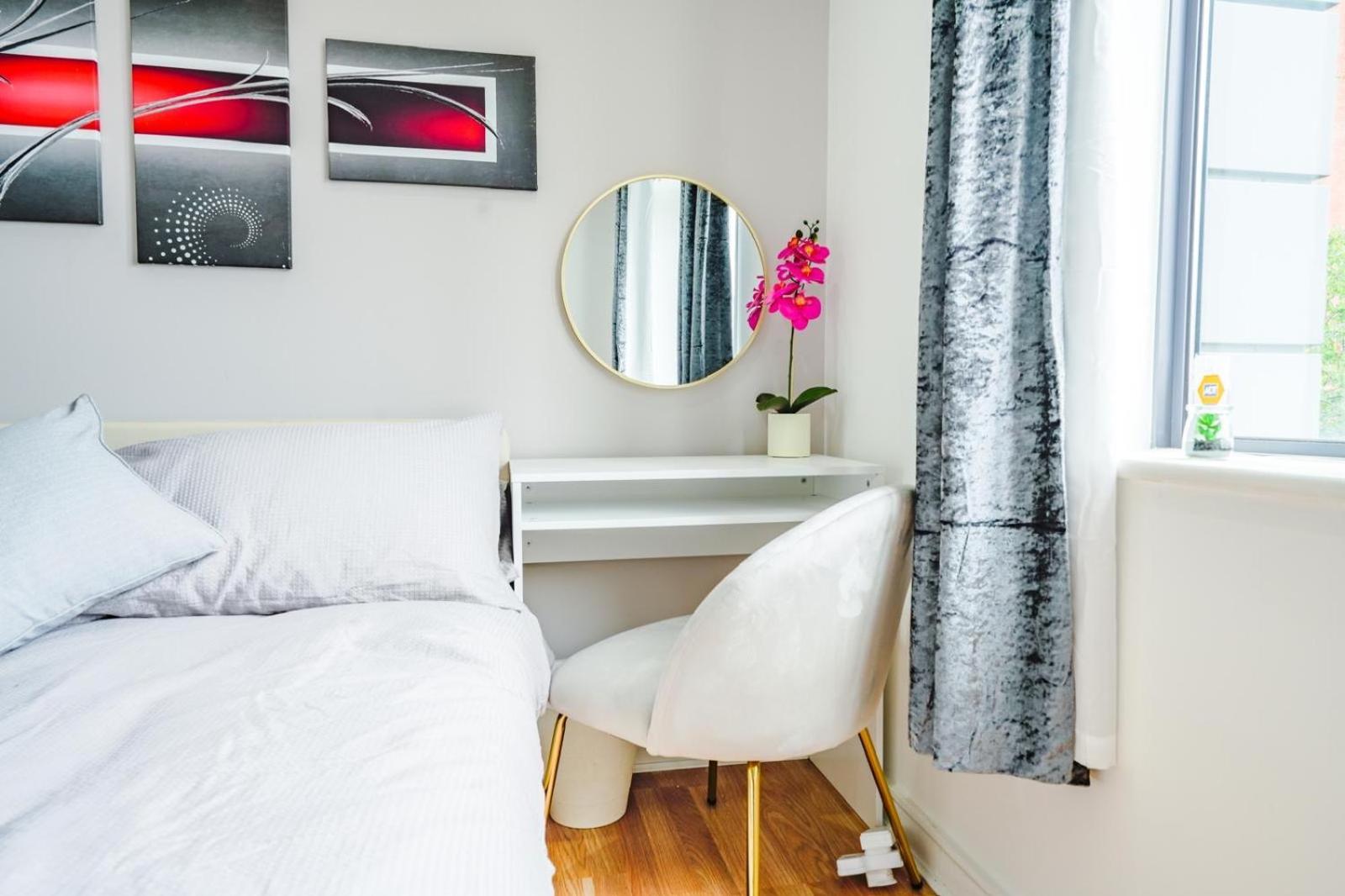 London Euston Luxury Apt Esterno foto